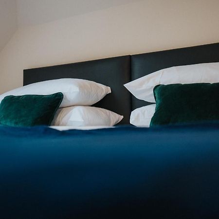 Albert - 5 Bedrooms Sleeps 11 Parking Wi-Fi Contractors Preston  Exterior foto