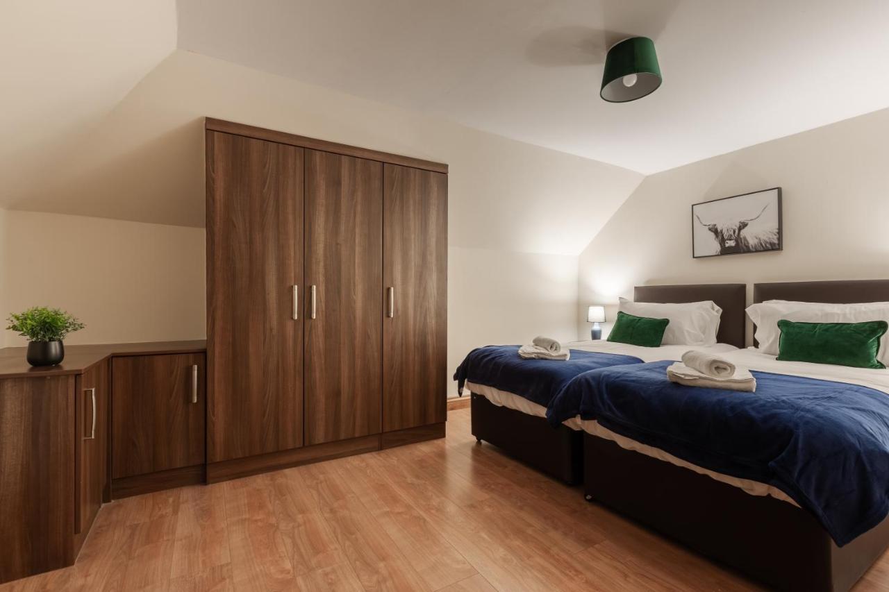 Albert - 5 Bedrooms Sleeps 11 Parking Wi-Fi Contractors Preston  Exterior foto
